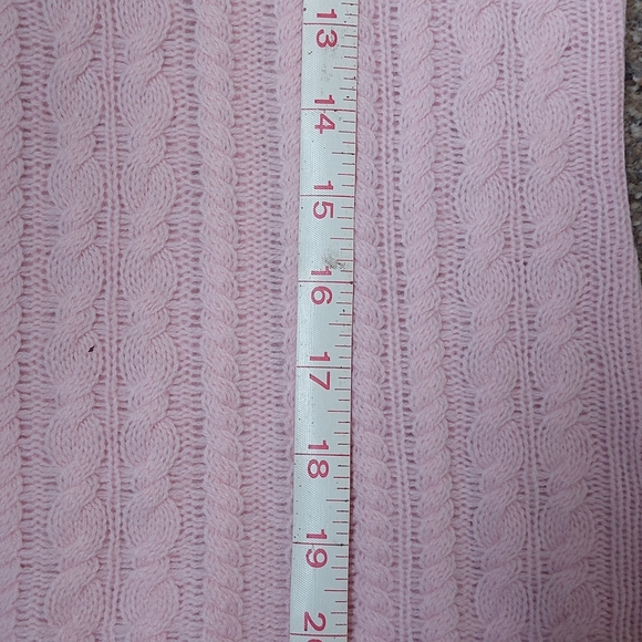 Nwts 2 Ply Cashmere Pink V-Neck Cable Knit Sweater - Picture 9 of 9